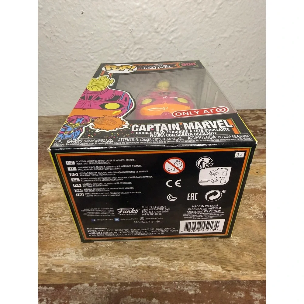 Funko Pop! Marvel‎ Captain Marvel #908 Blacklight Target Exclusive